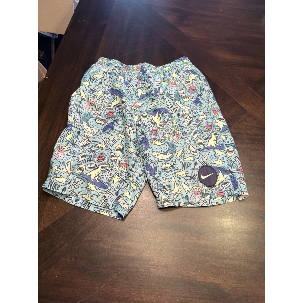 Nike Boys Medium Shark Party Swim suit trunks Medium